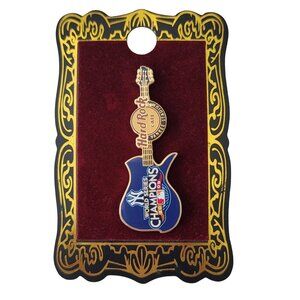 Hard Rock Cafe NY World Series Yankee Stadium Champions 2009 Pin E693